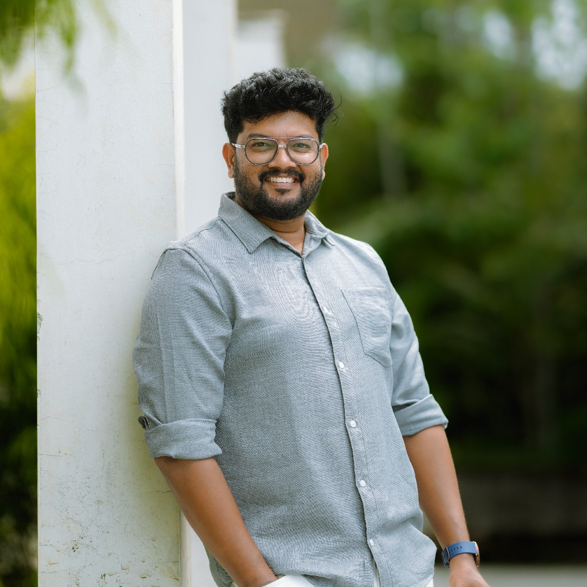 Nikhil M R